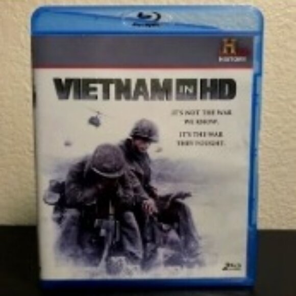 💕 3/$25 💕 NWT Vietnam in HD Blu-Ray DVD Set - Picture 1 of 1
